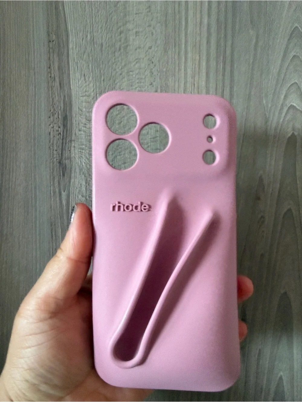 RHODE iPhone 17 pro max Case in Pretzel - Picture 5 of 9